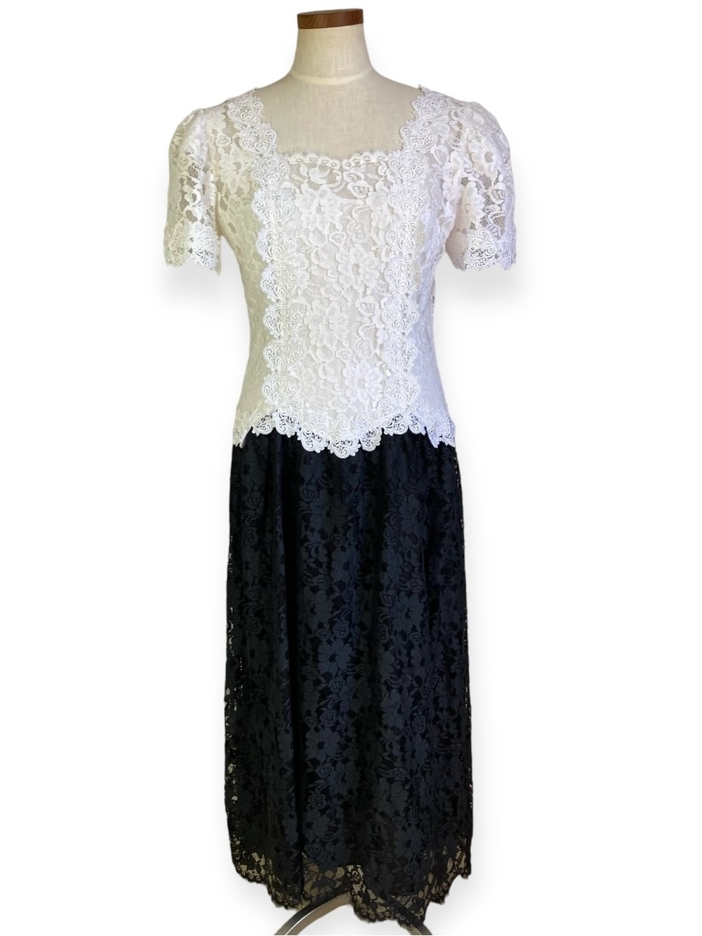 Vintage 80s Cachet by Bari Protas Black And White Lace Dress